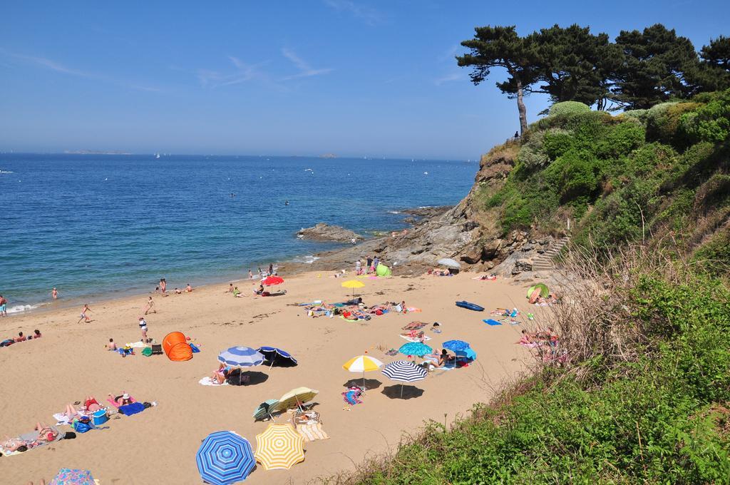 Camping La Touesse Saint-Lunaire Exteriör bild